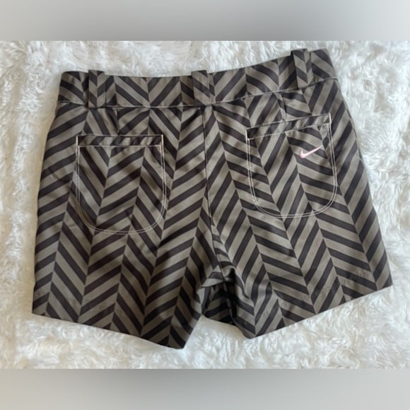 Nike Golf Tour Performance Dri-Fit Shorts - Picture 2 of 8